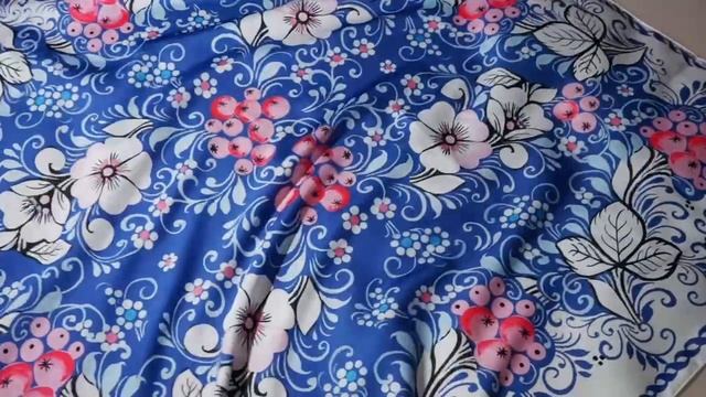 Платки женские шелковые с узорами