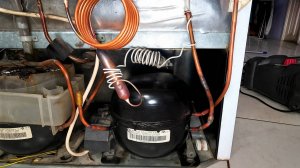 Холодильник Минск, устранение утечки, промывка системы