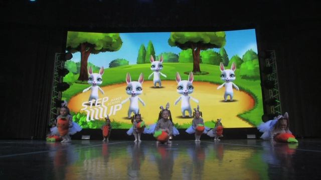 Современная хореография. "Хитрые зайцы". Студия Современных Танцев «STEP UP». смотреть онлайн
