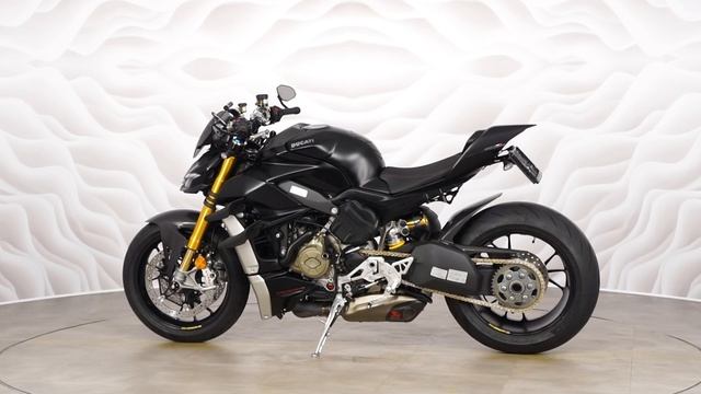 Ducati Streetfighter V4 Vin ZDM1F00AAMB000328