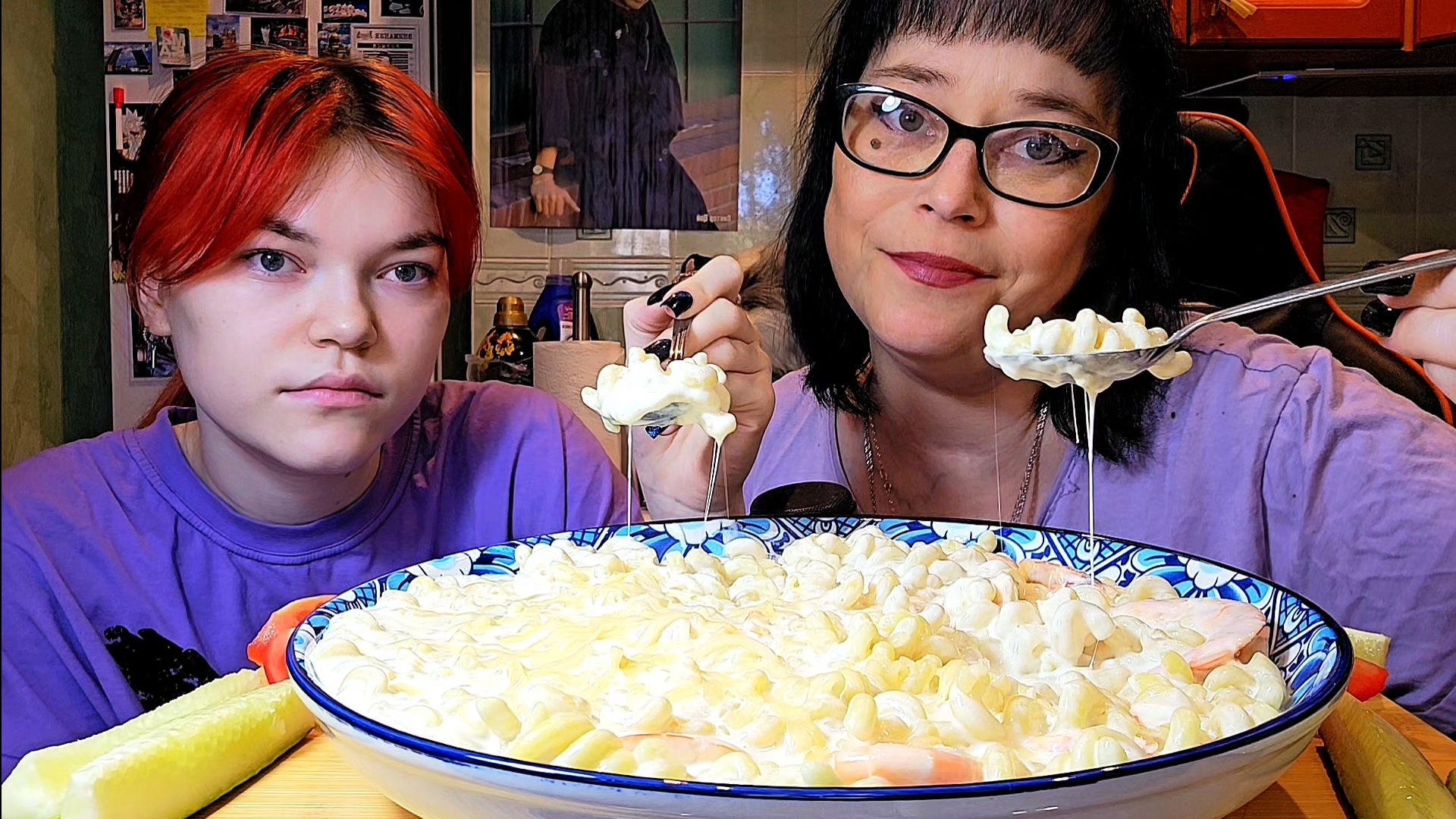 Мукбанг | Сливочная паста с креветками | Обжор Асмр смотреть онлайн