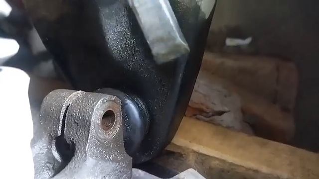 Как снять ступицу с шаровой опоры НИСАН АЛЬМЕРА G15 своими руками имей совесть подпишись))))) смотреть онлайн