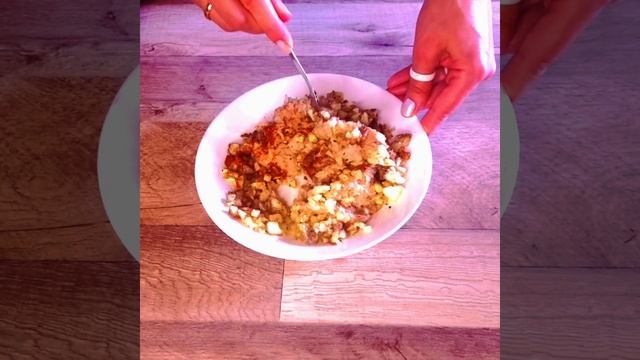 Фаршированные кабачки с мясом! Вкусный и простой рецепт!