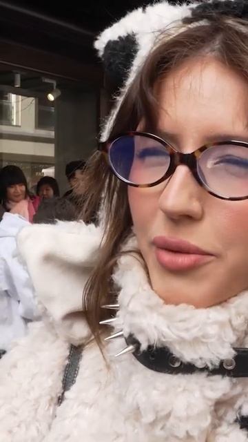 Лабубу, игрушка-зубастик: история, тренды и феномен хайпа 2025