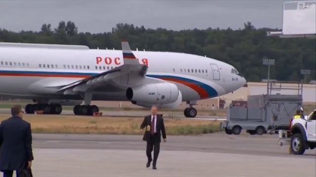 Самолет Путина приземлился в Аляске. смотреть онлайн