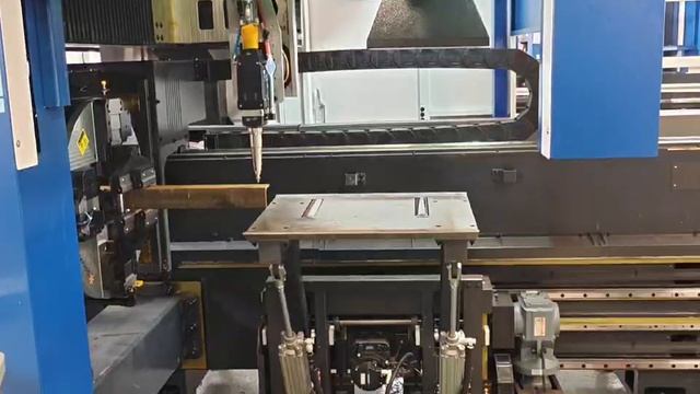 Лазерный труборез Weber C 3 патронами и источником 12 кВт  FLT-060636