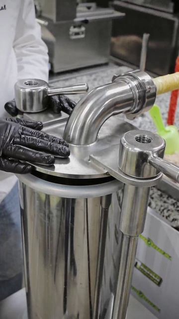 Шприц колбасный гидравлический Roal Meat SF смотреть онлайн