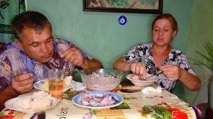 Жизнь в деревне. В глаза бросился первым делом