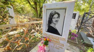 МАМУ и ПАПУ УБИЛИ ДОМА, Сына Убили через 3 года.  ВСЕ ВМЕСТЕ  ОНИ ЛЕЖАТ НА КЛАДБИЩЕ