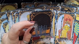 ТАРО РАСКЛАД\ КТО СЕБЯ "ВЫДАСТ"?!