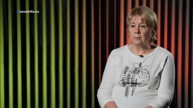 "Восстановил связь под водой": Людмила Артешина - о подвигах деда. Код Памяти