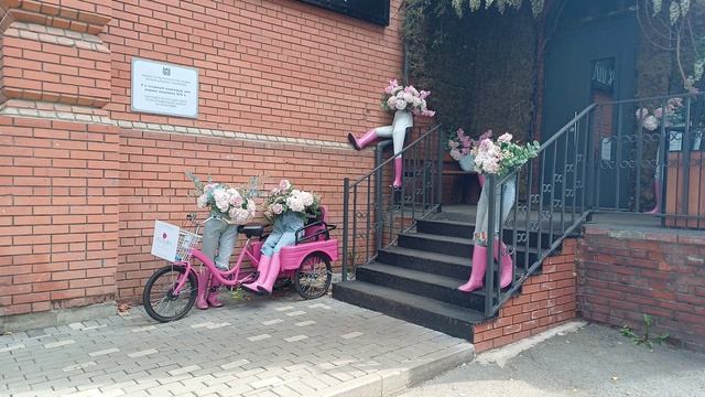 В Томске у сына. Прогулка по Томску с сыном и внучкой Кристиной часть первая 2025 г. смотреть онлайн