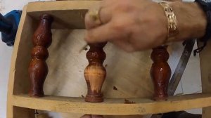 Снятие старой краски с балясин.... легко и просто... diy