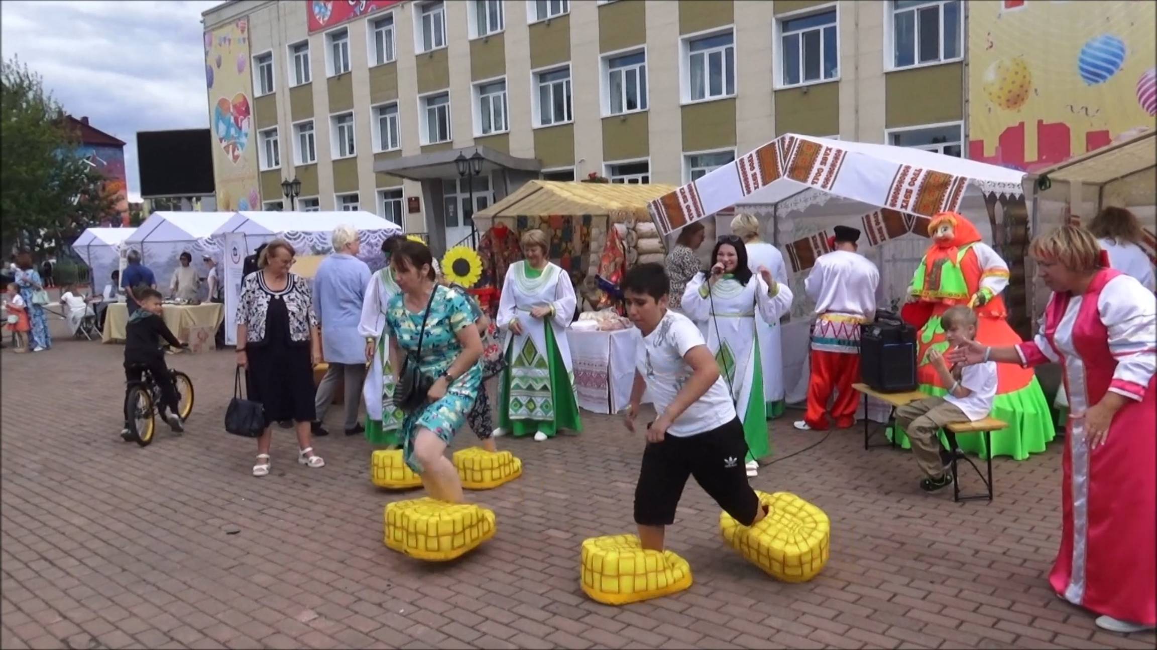 Сахалин Поронайску 156 лет. День города. 9 августа 2025 года. смотреть онлайн