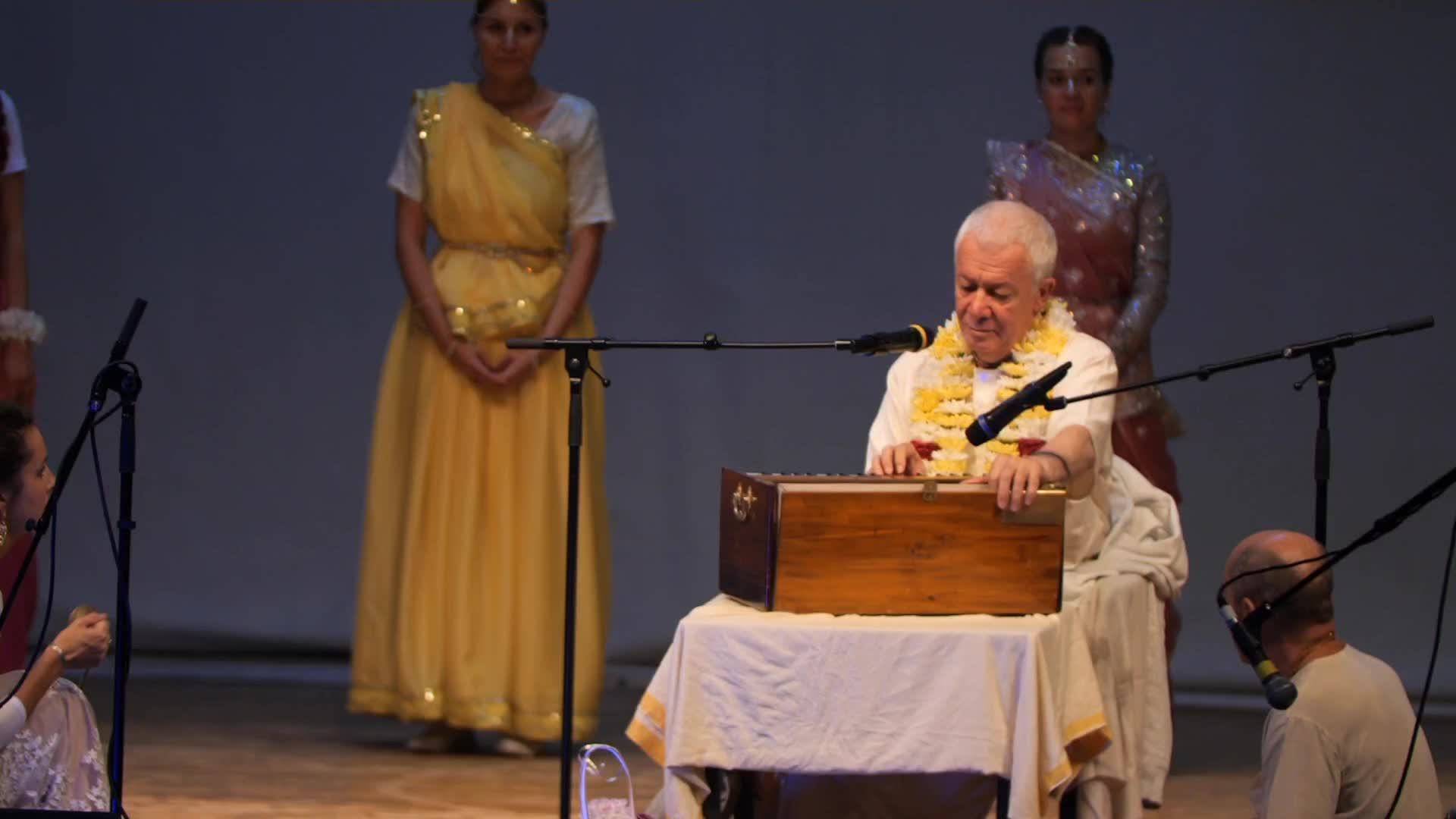 16/08/2025 Шри Кришна Джанмаштами. Е.М. Чайтанья Чандра Чаран прабху. Москва смотреть онлайн