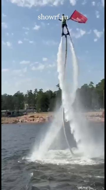Что такое дневное флайборд шоу и как заказать водное шоу с флагами и цветным дымом #shorts