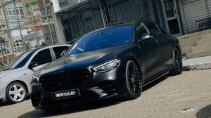 Mercedes S450 - оклейка кузова сатиновой полиуретановой пленкой, антихром