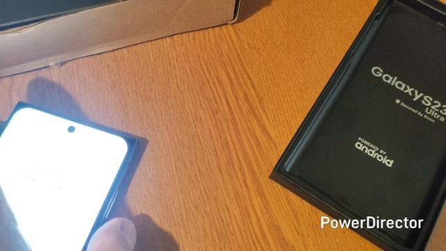 Обзор Samsung S23Ultra  от южнокорейского оператора связи LGU+