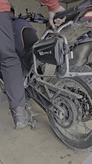 Как легко ставить мотоцикл Zontes 703F на центральную подножку смотреть онлайн