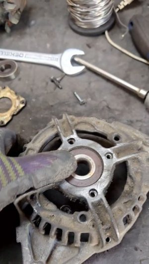 Одна из причин почему не любим ремонтировать после самоделкиных