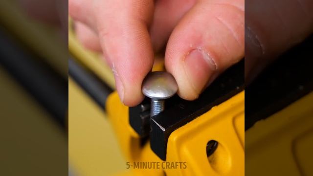 Small Space Repair Heroes_ Tools You NEED смотреть онлайн