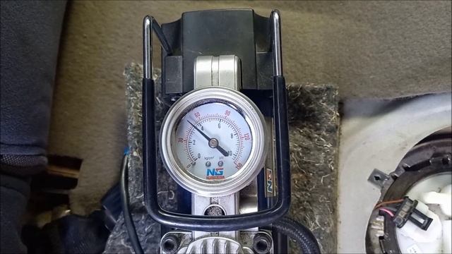 Лада Калина, низкое давление в топливной рампе. Поиск неисправности подручными средствами. смотреть онлайн