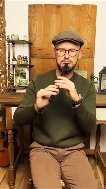 С чем ассоциируется у вас эта мелодия? смотреть онлайн