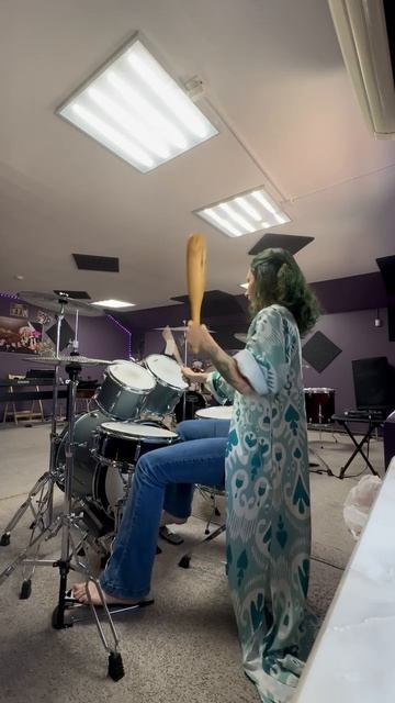 Булавы и барабаны