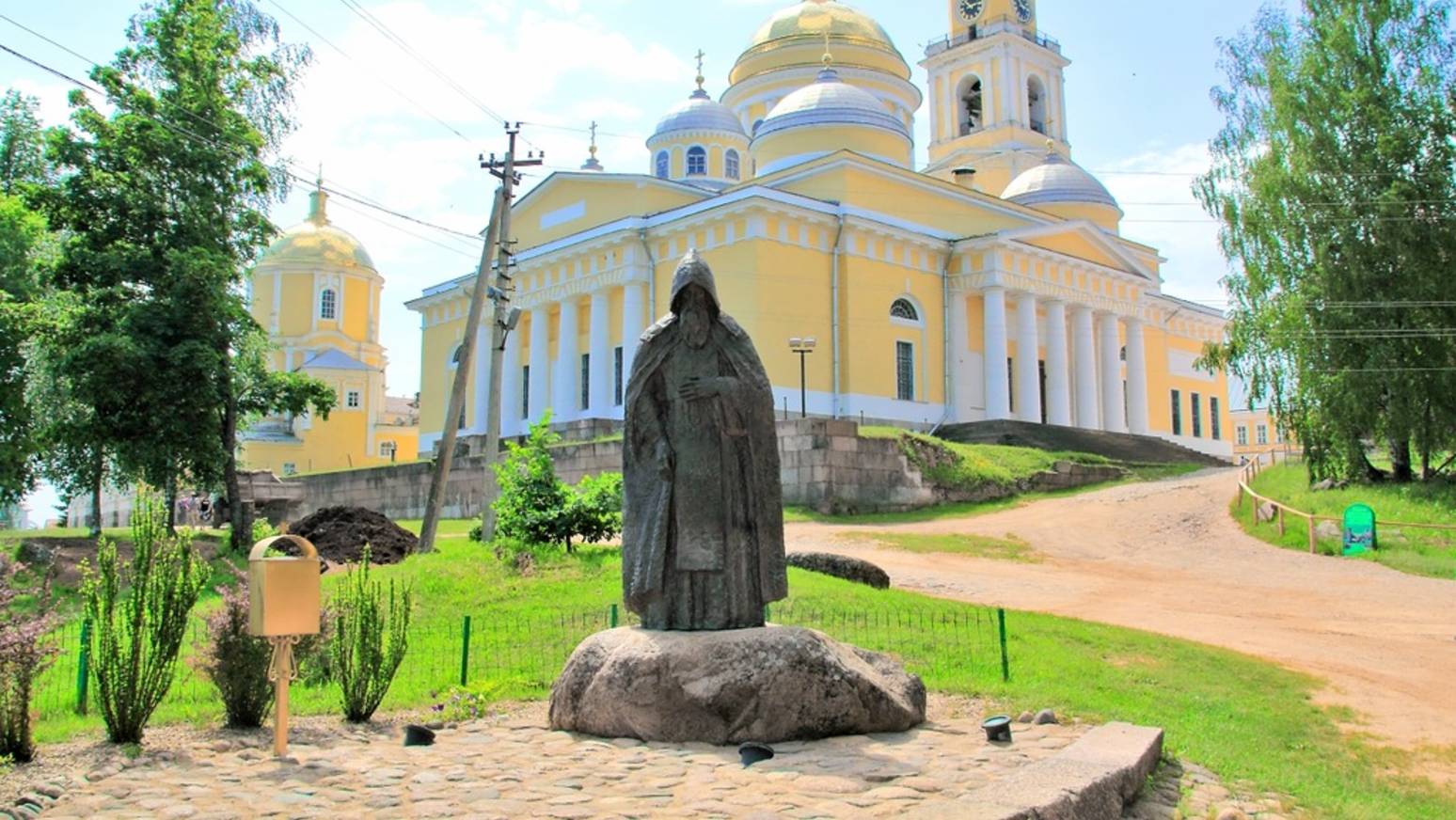 Нилова-Пустынь