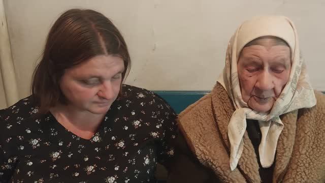 Ездили в больницу с бабушкой Пашей. смотреть онлайн