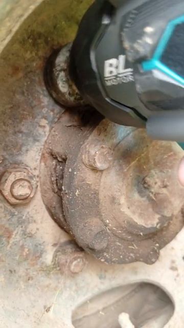 Гайковерт аккумуляторный ударный смотреть онлайн