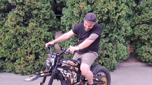 Поздравляем Руслана с мотоциклом Champ F7 электро т:89612934363 с 10.00 до 20.00 смотреть онлайн