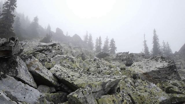 Туман в горах Южного Урала, на подходе к хребту Кумардак