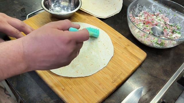 Чебурек не Чебурек сделал один раз теперь каждую неделю готовлю