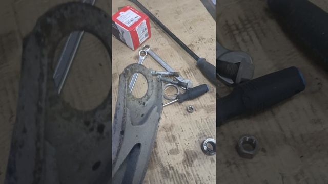 замена шаровой опоры Сузуки гранд Витара