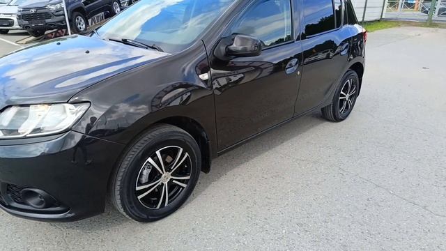 Renault Sandero 1.6 л Бензин МКПП (102 л.с.) 2014 смотреть онлайн