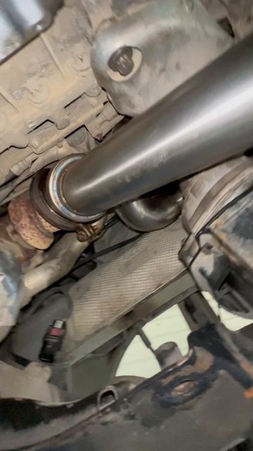 BMW X6 E71 35i N54 Даунпайпы.