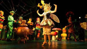 Ии и "Муха-Цокотуха"