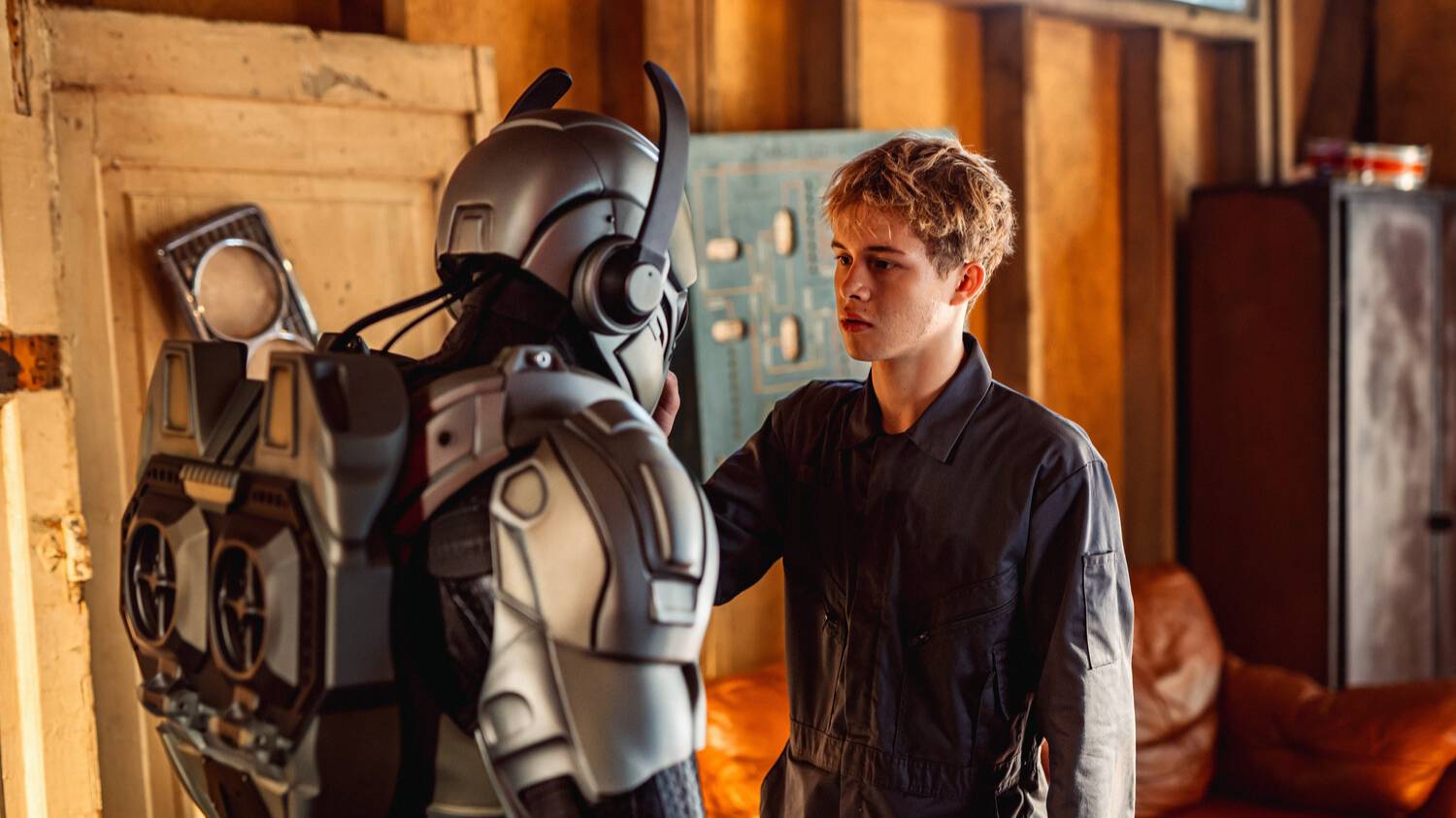 (Не)искусственный интеллект (2025) трейлер смотреть онлайн