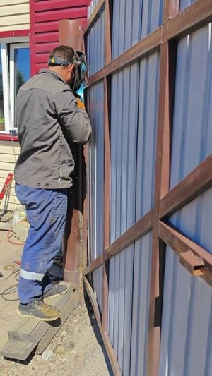 Опять демоны замуровали