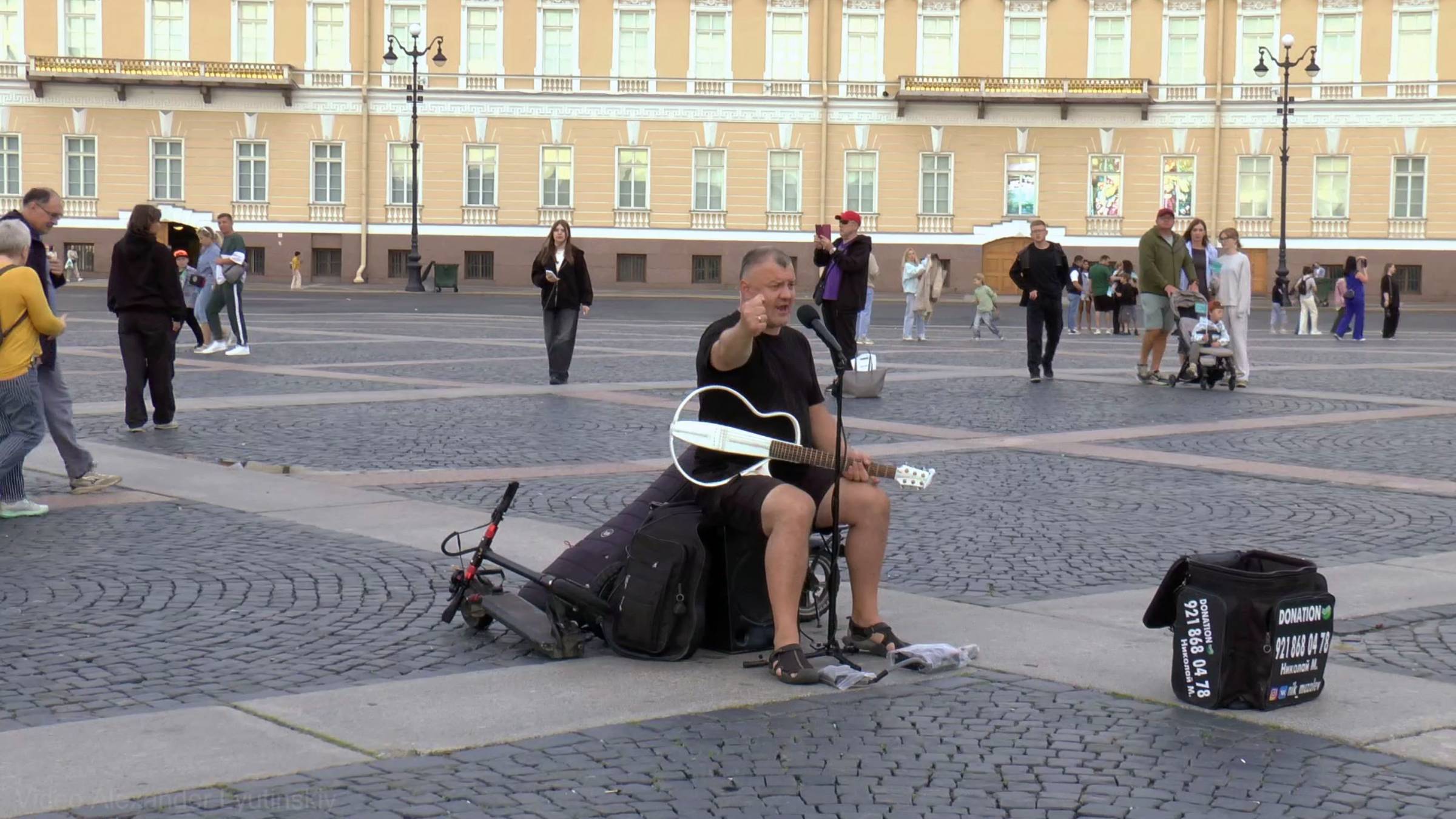 Николай Музалев - У меня есть дом, только нет ключей... Место для шага вперёд (Виктор Цой, гр.Кино) смотреть онлайн