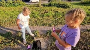 В Токио Сити с детьми и внуками. Внучки ночуют у нас и обучают меня общаться с Алисой.