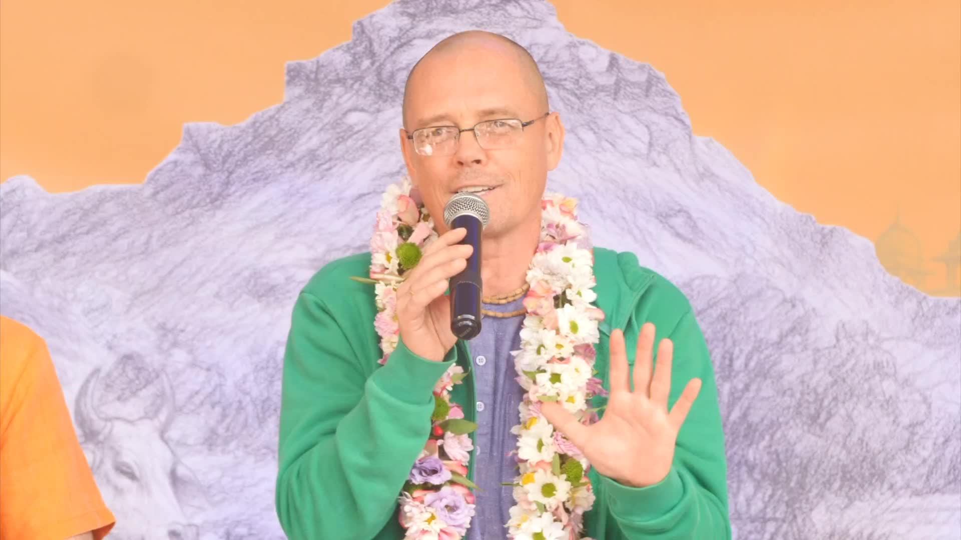 17/08/2025 День явления Шрилы Прабхупады. Е.М. Чайтанья Чандра Чаран прабху. Москва смотреть онлайн