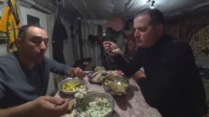 Готовим щуку на турбо-печке. Рыбалка на сети на заморном озере. Быт и жизнь в тайге.