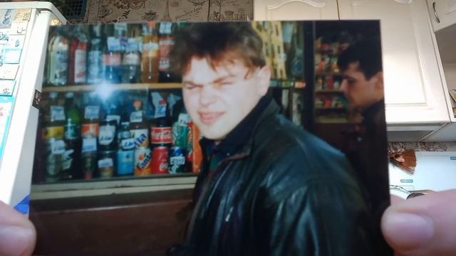 17 августа 2025. Обнаружил фотки 1994-1997 годов. смотреть онлайн
