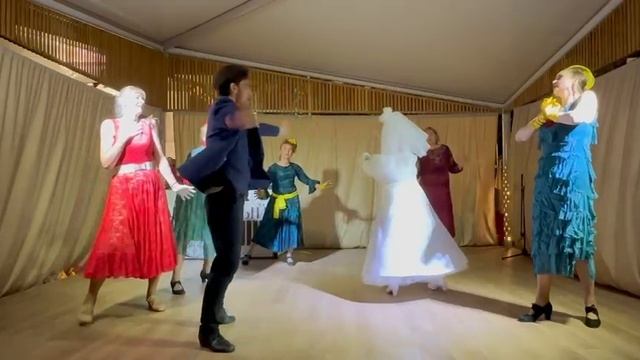 Комедийная постановка фламенко "Свадьба" смотреть онлайн