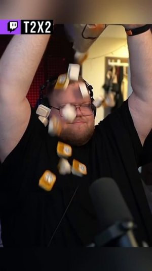 СОУС В ПОДАРОК 🍟 - #t2x2 #т2х2 #twitch #антоша #реакция #юмор #shorts #бургеркинг