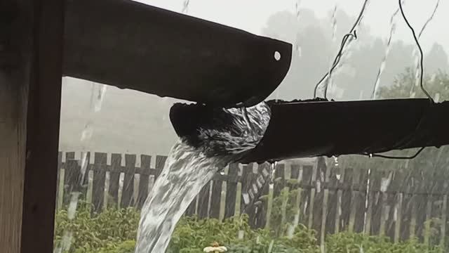 ЛИВЕНЬ / в РАЙОН / СЕЛО / УРАЛ смотреть онлайн