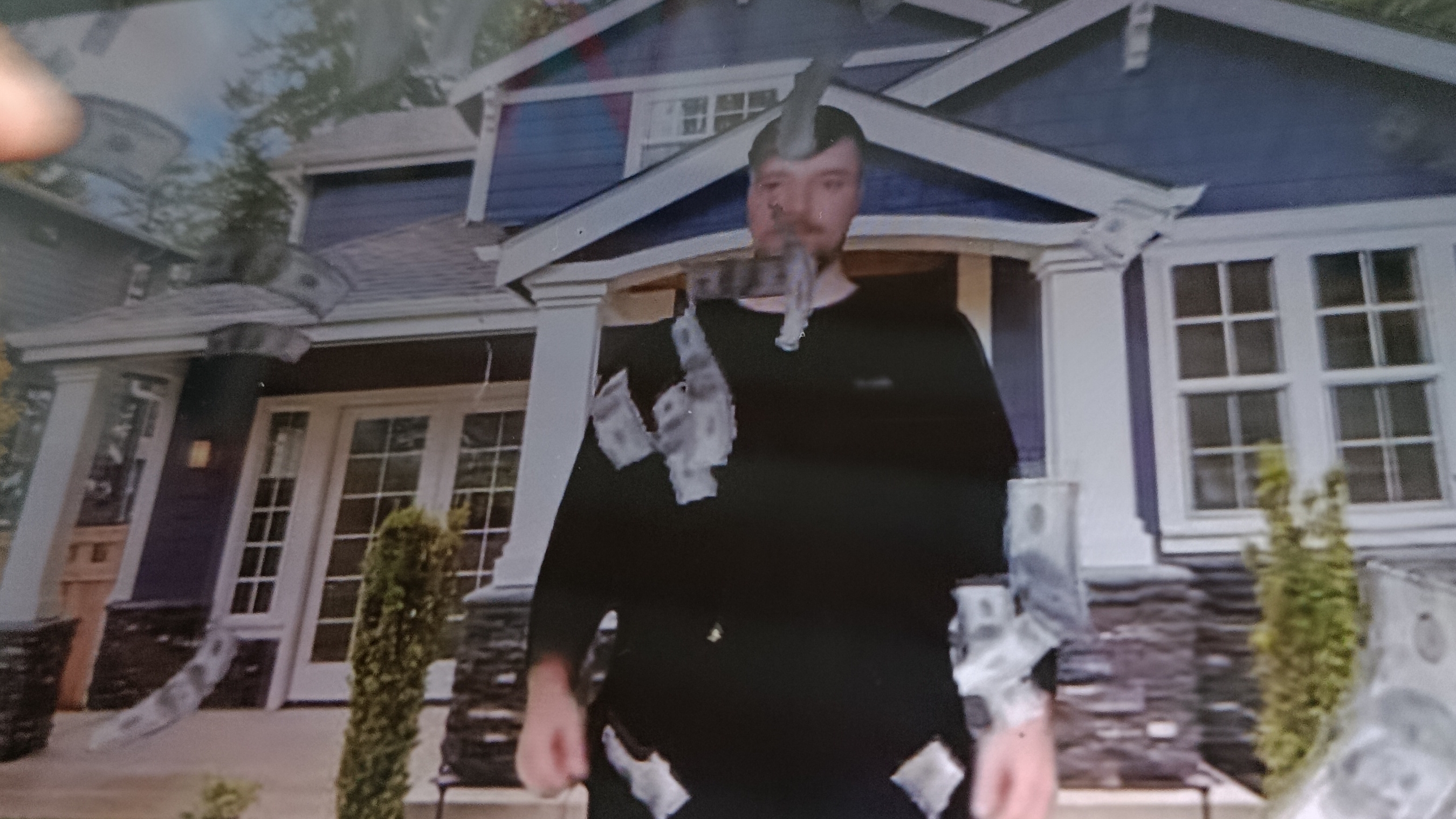 реакция на канал Артём 83к к в конце лицо моё смотреть онлайн