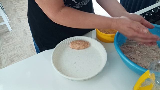 Куриные котлеты в духовке/ Томатный сок/ Приходили гости на чай/ смотреть онлайн